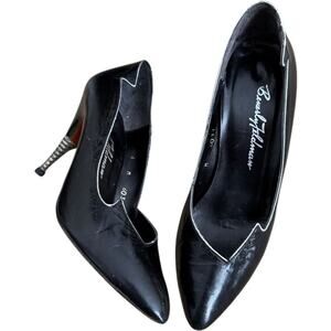 1980s Beverly Feldman Black Leather Sculptural Spiral Heel Pumps Size 6